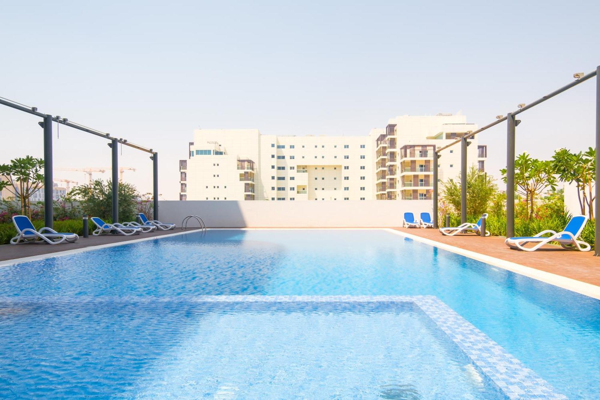 Industrial Chic Retreat Apartment Al Qurayyah Exterior photo
